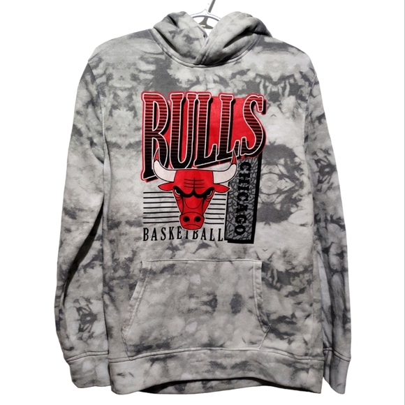 NBA Other - NBA Chicago Bulls Basketball Hooded Sweatshirt Gray & White Medium